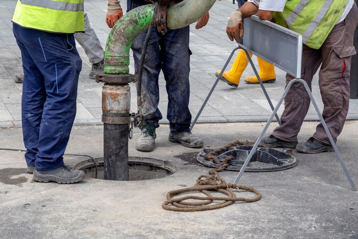 Clogged-Sewer-Pipe-Factoria-WA