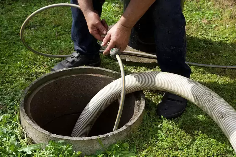 Septic-Tank-Pumping-Seattle-WA