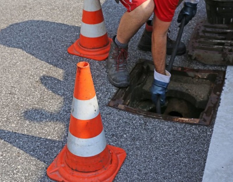 Kent-Clogged-Sewer-Main